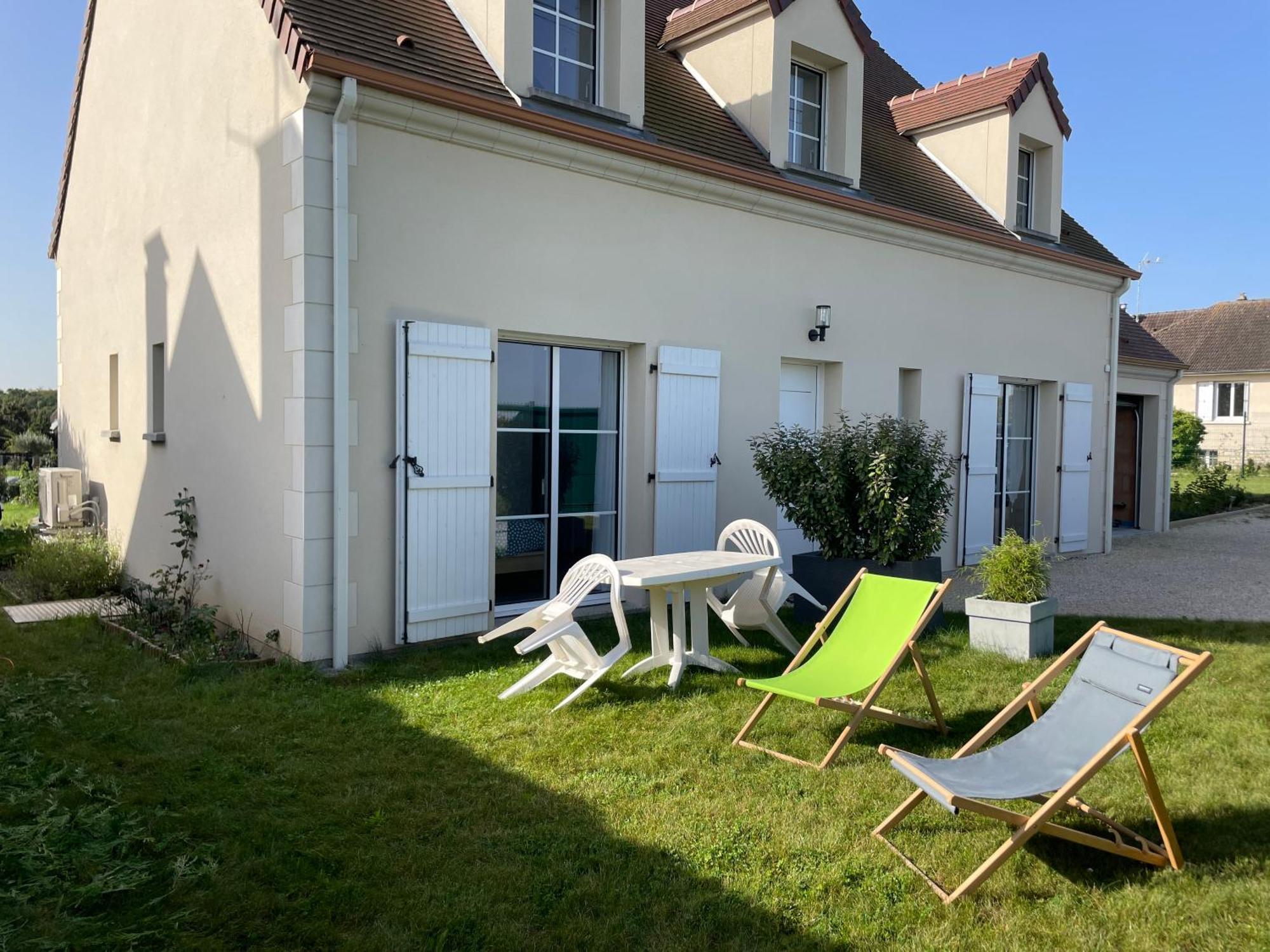 Chambre D'Hote Chancelier Guerin Mont-l'Eveque エクステリア 写真