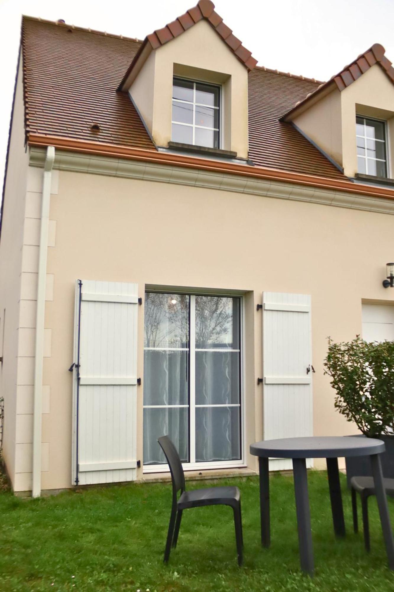 Chambre D'Hote Chancelier Guerin Mont-l'Eveque エクステリア 写真